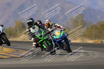 media/Dec-17-2022-SoCal Trackdays (Sat) [[224abd9271]]/Turn 7 Set 1 (1125am)/